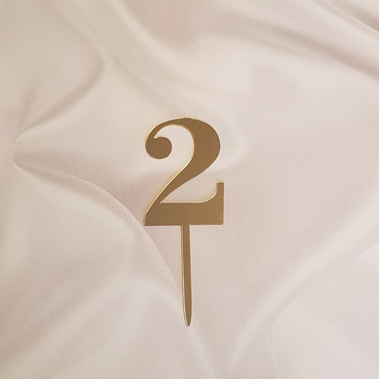 Acryl Topper Zahl 2 10122