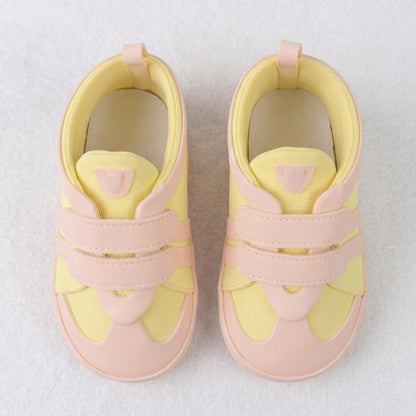 Dekorative Fondantfigur Baby Sneakers